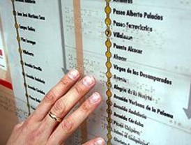 Los nuevos 'ojos' de la EMT al servicio del invidente