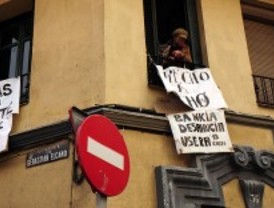 'Okupan' pisos de Bankia en un edificio habitado