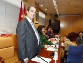 El ex consejero de Interior de Leguina niega que hubiese espías