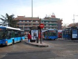 Una plataforma vecinal pide que los niños no paguen en el autobús ni en el metro