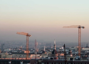 Ecologistas denuncia a Botella por la contaminación en Madrid