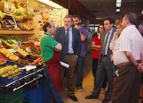 El PSOE denuncia el abandono 'sistemático' de los mercados municipales