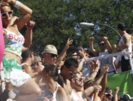 Botella expedienta a los organizadores del Orgullo Gay por el 'alarmante' ruido