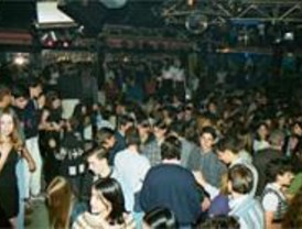 La ley antitabaco se aplicará en las 3 macrofiestas y 189 locales autorizados