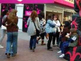 Juventudes Socialistas denuncian las dificultades para sacarse el Carné Joven
