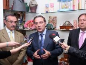 La tienda solidaria Asombra! cumple su primer año