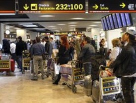 Barajas sufre anulaciones y demoras en rutas con Portugal