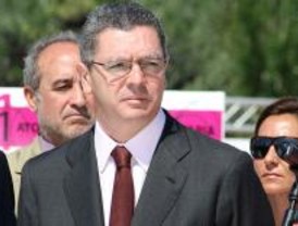 El PSOE responsabiliza a Ruiz-Gallardón de la mala gestión económica