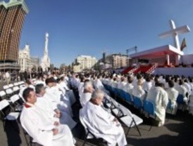 La Iglesia carga contra el aborto, la eutanasia y el matrimonio homosexual en la Misa de las Familias