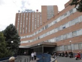 Una mujer mata supuestamente a su bebé y muere desangrada