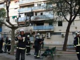 Intoxicados 17 vecinos y una vivienda calcinada en San Fernando