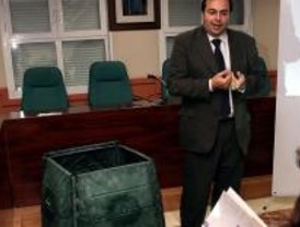Cubos compostadores para reciclar en Leganés