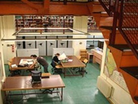 Carcoteca de la Biblioteca de Ciencias Geológicas