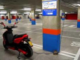 Llega a Madrid el 'parking-pila'