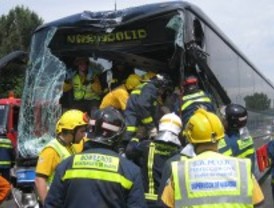 31 heridos, uno grave, tras chocar dos buses en Calle 30