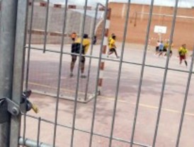 15 menores infractores participan en la Escuela de Fútbol de la Comunidad de Madrid