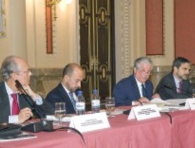 Arturo Fernández defiende flexibilizar la jornada laboral 'en beneficio de empresas y trabajadores'