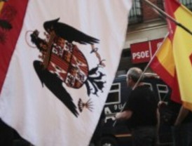 La 'marcha por España' sale de Ferraz