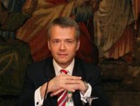 Camacho dice que los indicios del secuestro de Alcobendas no apuntan a ETA