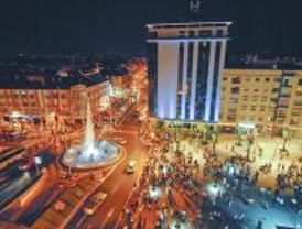 Torrejón de Ardoz estrena plaza de España con palmeral