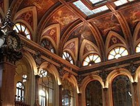 La Bolsa de Madrid cae un 5,2% pese a los recortes de los tipos de interés del BCE
