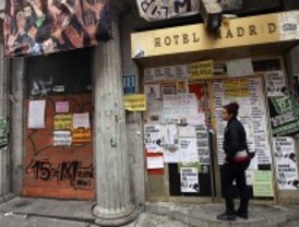 El Hotel Madrid, completo, anima a 'okupar' más edificios para alojar a desahuciados