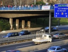 Desfile fúnebre por el 'olvidado' barrio de Begoña