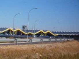 Dos detenidos con cocaína en Barajas