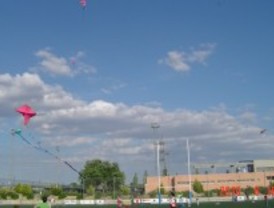 Gran afluencia de público en el II Certamen de Vuelo de Cometas de Pozuelo