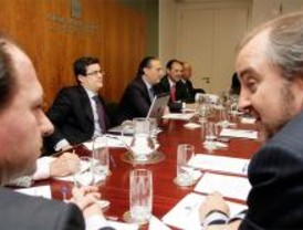 Madrid y Valencia exigen a Bermejo modernizar la Justicia