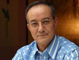 Nuevo libro del cronista de la Villa Antonio Castro