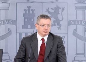 Gallardón propone reducir a 22 el número aforados en España