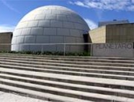 El Planetario invita a ver el eclipse lunar del sábado
