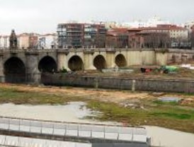 El PSOE critica que Gallardón había abandonado el Manzanares