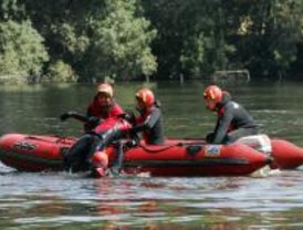 Los Bomberos de la Comunidad están preparados para realizar rescates acuáticos