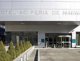 Atracan el hotel AC Ferias y huyen con un botín de 2.000 euros