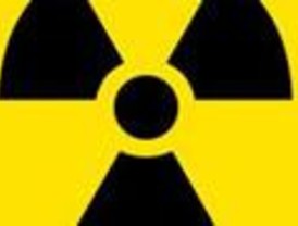 Un trabajador sufre quemaduras al recoger una fuente radiactiva