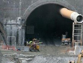 El PP pide que Álvarez dimita por el derrumbe en el túnel del AVE