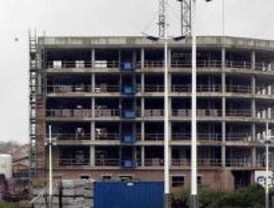 El precio del suelo baja el 7,7% y las transacciones el 30,6%, en un año