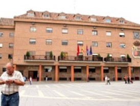 Ferraz devuelve el voto a los militantes de Móstoles entre acusaciones de 'pucherazo'