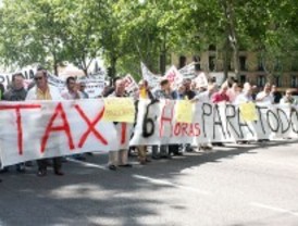 El ayuntamiento aprueba definitivamente la limitación del horario de los taxis
