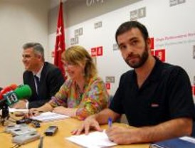 PSOE y FRAVM tildan de 'restrictivo' el proyecto de Aguirre de la Cañada Real