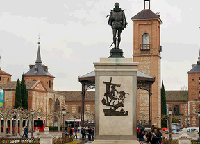 El casco histórico de Alcalá acoge la Feria de Día