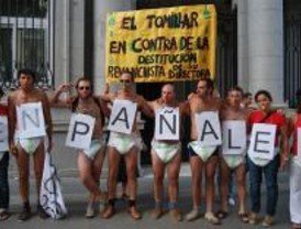 Miles de personas se manifiestan por la situación de la Educación Infantil