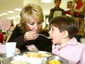 Aguirre inaugura el colegio Adolfo Suárez en Sanchinarro
