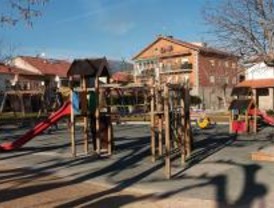 El PSOE denuncia que el alcalde de Guadarrama paga su defensa con dinero público