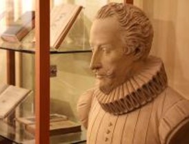 Cervantes en el centro del Universo