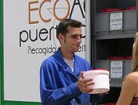 Los pueblos de la sierra oeste se apuntan al reciclaje del aceite doméstico