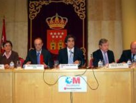Madrid contratará a 410 médicos especialistas después de 20 años