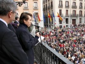Rotundo éxito ante 5.000 personas del pregón de Raphael por San Isidro